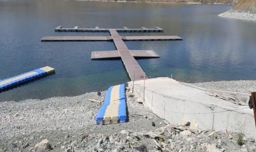 Karakaya Dam Lake Functional Floating Pier